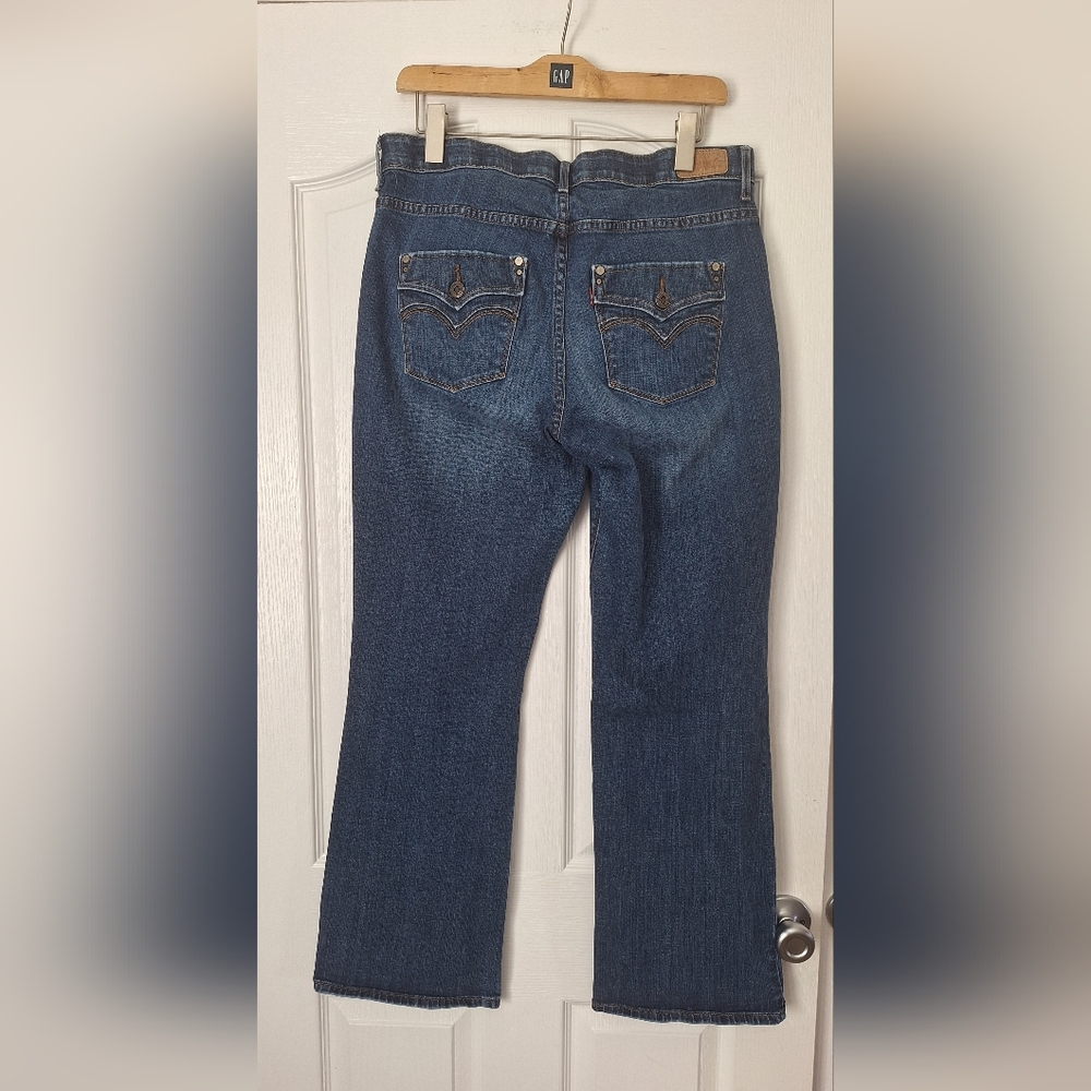 Levi's Dark Blue Women's Boot Cut Jeans 525